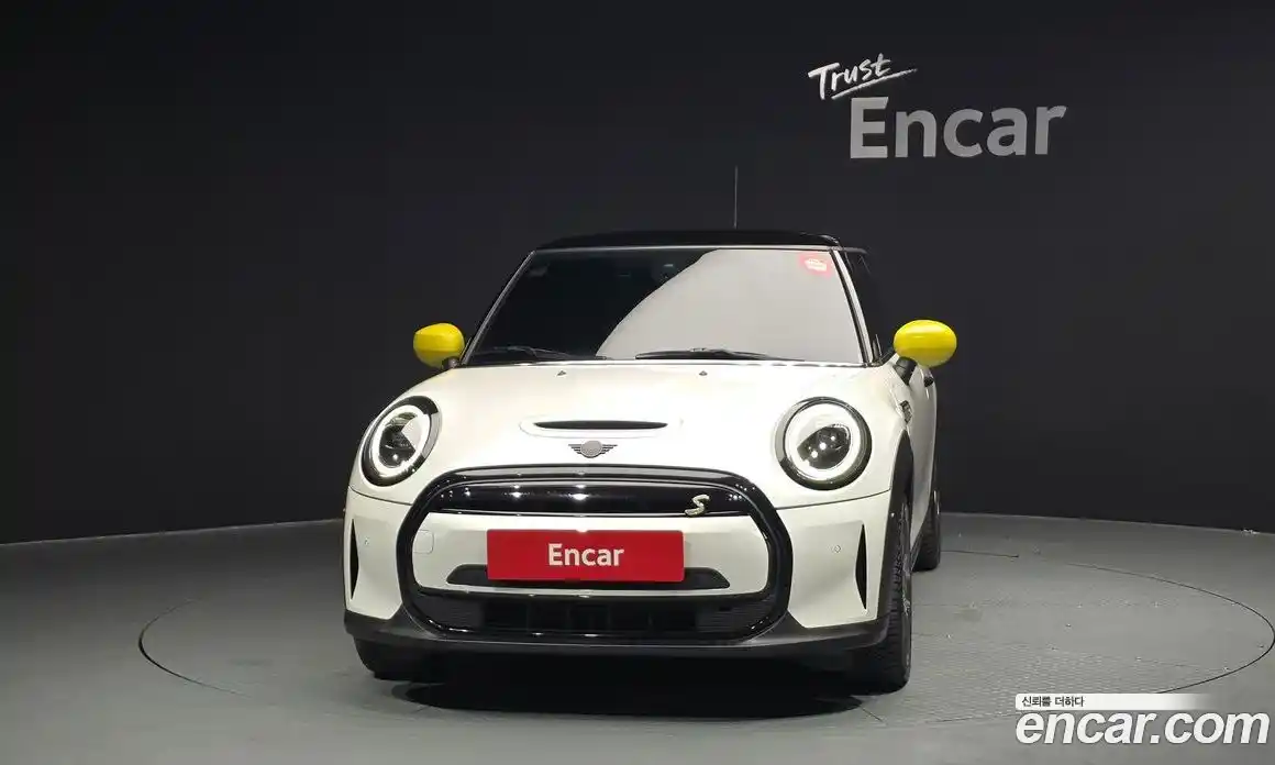 Mini Cooper 2023 автомат (гидро), фото 3