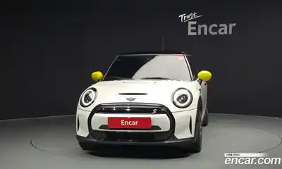 Mini Cooper 2023 автомат (гидро), миниатюра 3