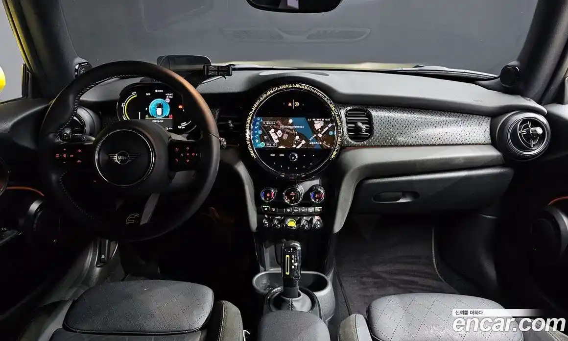 Mini Cooper 2023 автомат (гидро), фото 10