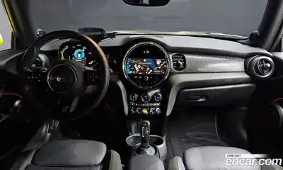 Mini Cooper 2023 автомат (гидро), миниатюра 10