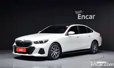 BMW 5 серия, 2025, 12 718 км