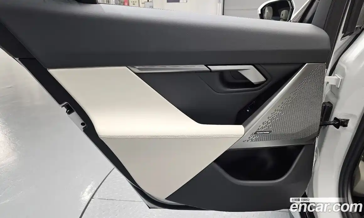 BMW 5 серия 2025 2.0 автомат (гидро), фото 15