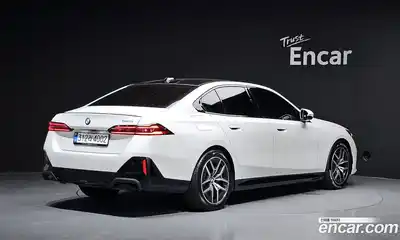 BMW 5 серия 2025 2.0 автомат (гидро), миниатюра 2