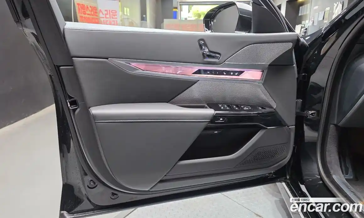 BMW 7 серия 2024 3.0 автомат (гидро), фото 14