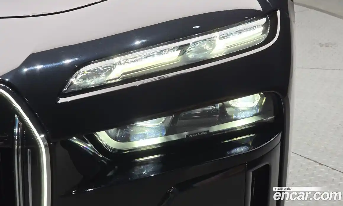 BMW 7 серия 2024 3.0 автомат (гидро), фото 8