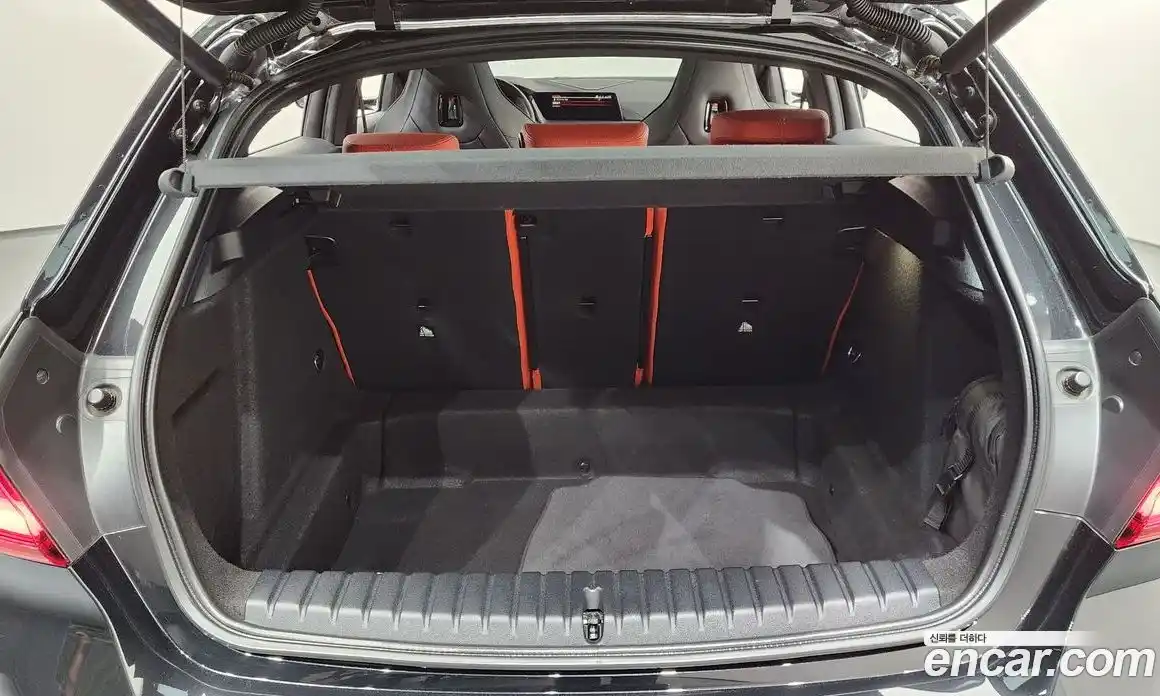 BMW 1 серия 2022 2.0 автомат (гидро), фото 26