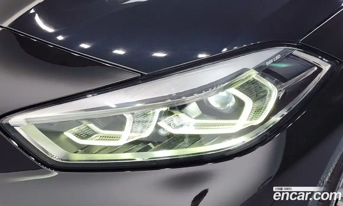 BMW 1 серия 2022 2.0 автомат (гидро), фото 8
