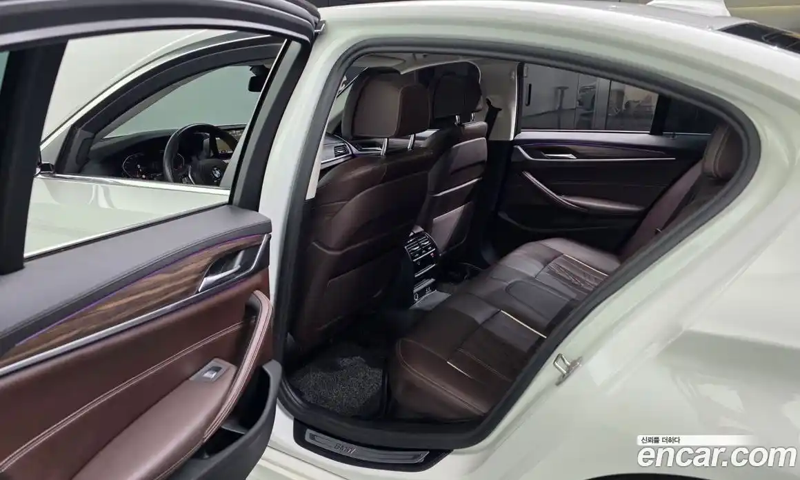 BMW 5 серия 2019 2.0 автомат (гидро), фото 16