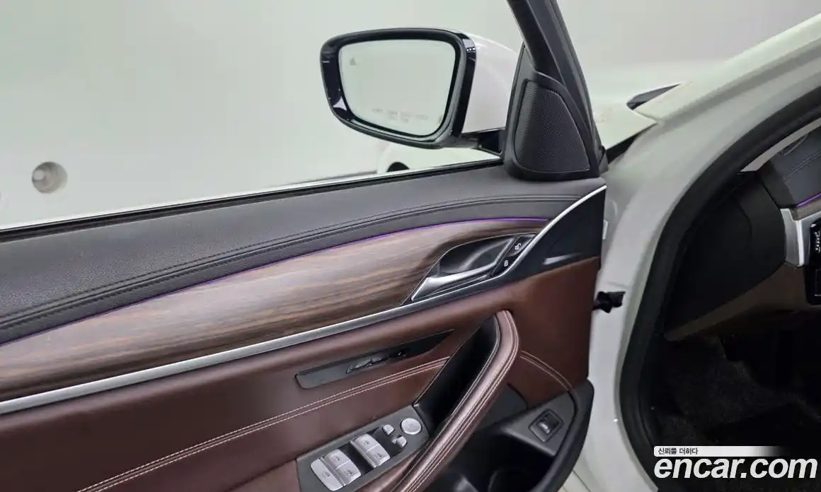 BMW 5 серия 2019 2.0 автомат (гидро), фото 27