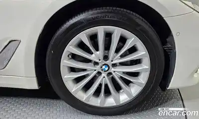 BMW 5 серия 2019 2.0 автомат (гидро), миниатюра 7