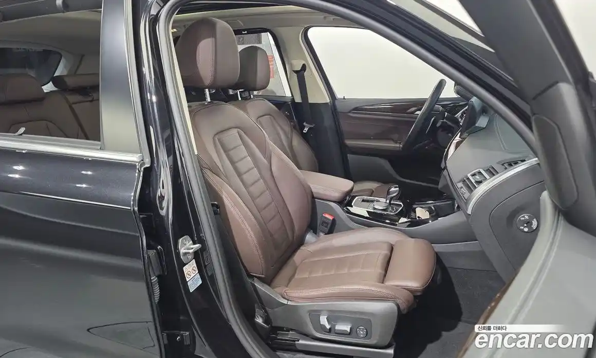 BMW X3 2021 2.0 автомат (гидро), фото 16