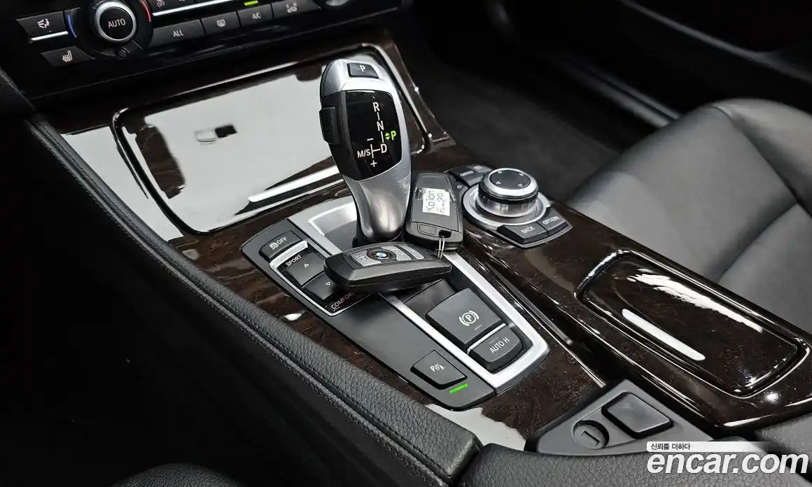 BMW 5 серия 2013 2.0 автомат (гидро), фото 9