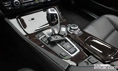 BMW 5 серия 2013 2.0 автомат (гидро), миниатюра 9