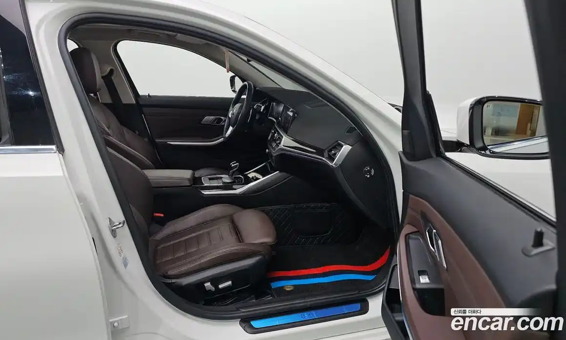 BMW 3 серия 2021 2.0 автомат (гидро), фото 23