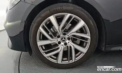 Mercedes-Benz E-Class 2024 2.0 автомат (гидро), миниатюра 4