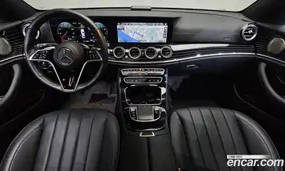 Mercedes-Benz E-Class 2023 3.0 автомат (гидро), миниатюра 9