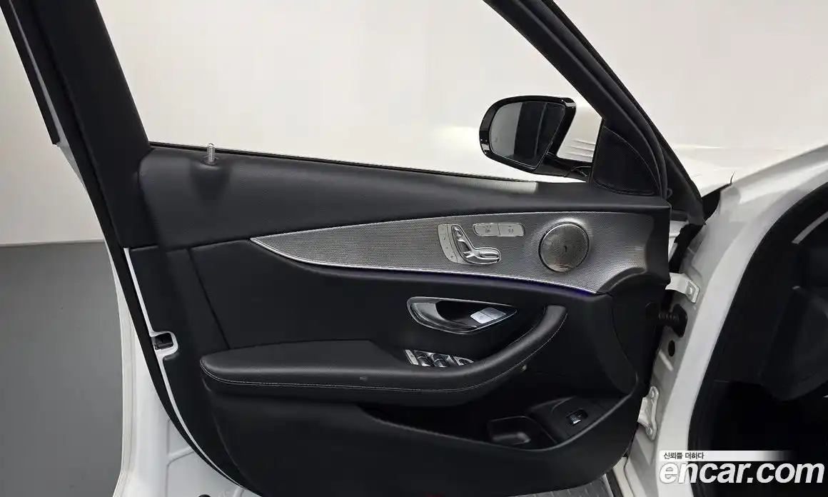 Mercedes-Benz E-Class 2018 2.0 автомат (гидро), фото 14