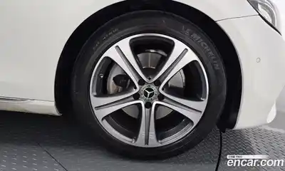 Mercedes-Benz E-Class 2018 2.0 автомат (гидро), миниатюра 7