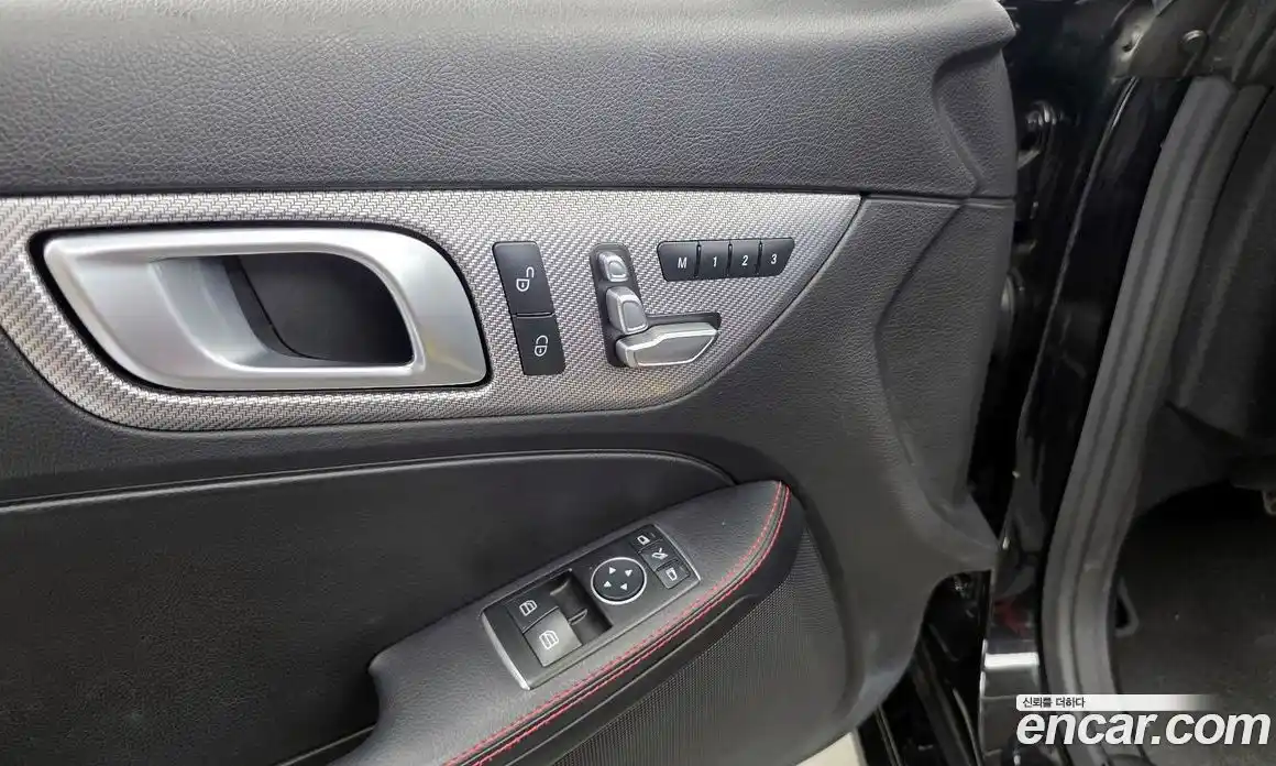 Mercedes-Benz SLC-Class 2017 2.0 гидро, фото 27 Mercedes-Benz SLC-Class 2017 2.0 гидро, фото 27