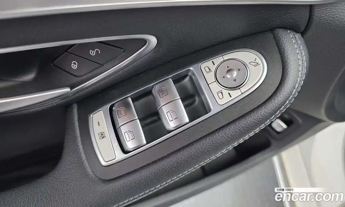 Mercedes-Benz C-Class 2018 2.0 гидро, фото 14 Mercedes-Benz C-Class 2018 2.0 гидро, фото 14