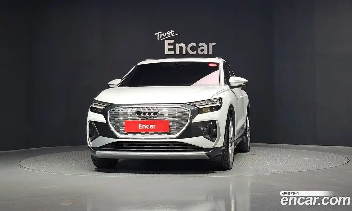 Audi Q4 e-tron 2025 0.2 автомат (гидро), фото 3
