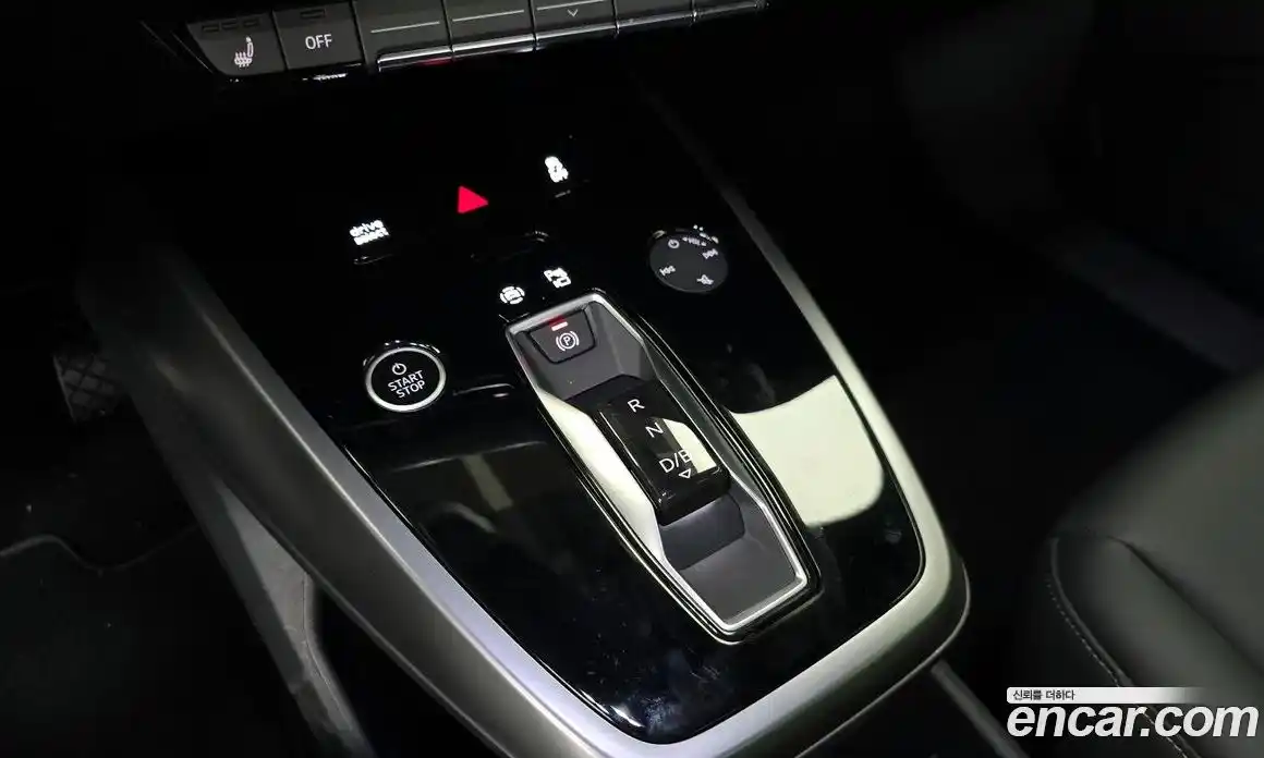 Audi Q4 e-tron 2025 0.2 автомат (гидро), фото 9