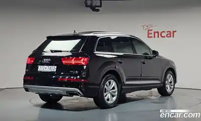 Audi Q7, 2019, 60 362 км