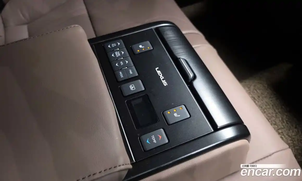 Lexus ES 2025 2.5 автомат (гидро), фото 25