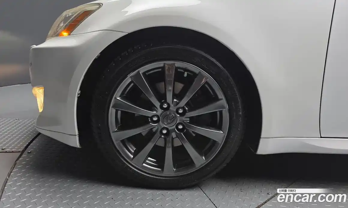 Lexus IS 2008 2.5 автомат (гидро), фото 5 Lexus IS 2008 2.5 автомат (гидро), фото 5
