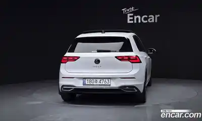 Volkswagen Golf 2024 2.0 автомат (гидро), миниатюра 4