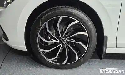 Volkswagen Golf 2024 2.0 автомат (гидро), миниатюра 5
