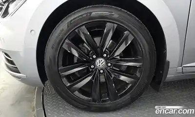 Volkswagen Arteon 2019 2.0 автомат (гидро), миниатюра 5
