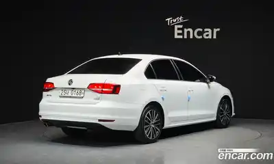 Volkswagen Jetta 2015 2.0 автомат (гидро), миниатюра 2