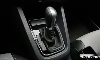 Volkswagen Jetta 2015 2.0 автомат (гидро), миниатюра 9