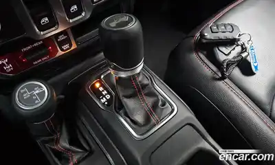 Jeep Wrangler 2023 2.0 автомат (гидро), миниатюра 12