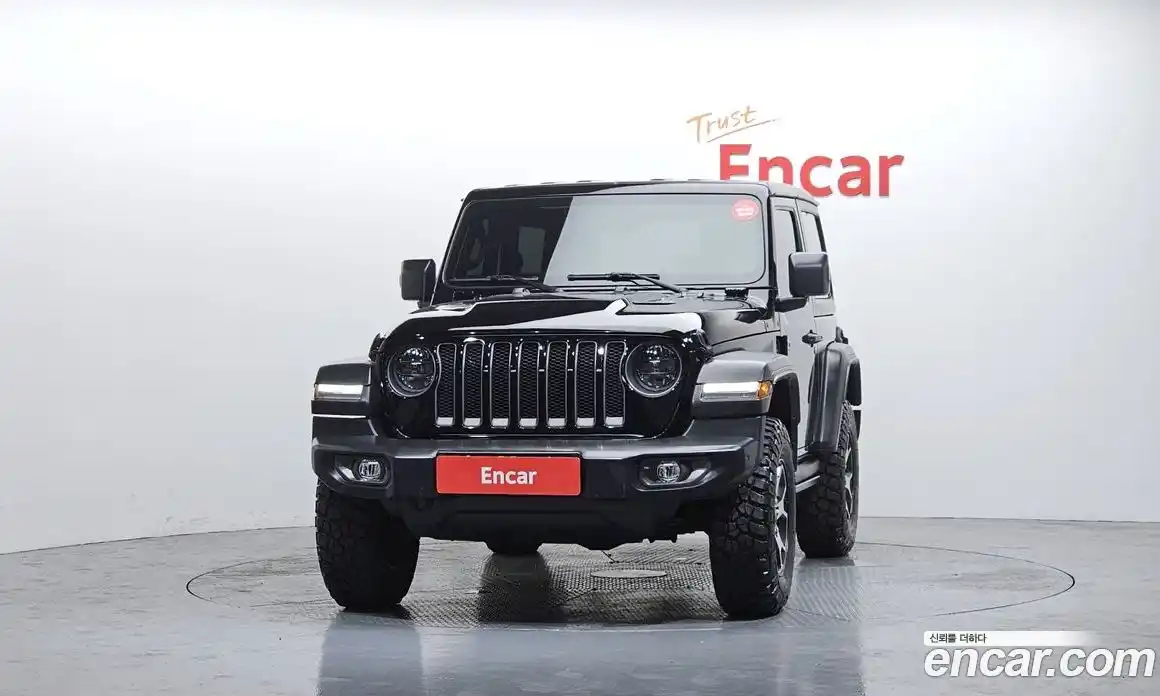 Jeep Wrangler 2023 2.0 автомат (гидро), фото 3