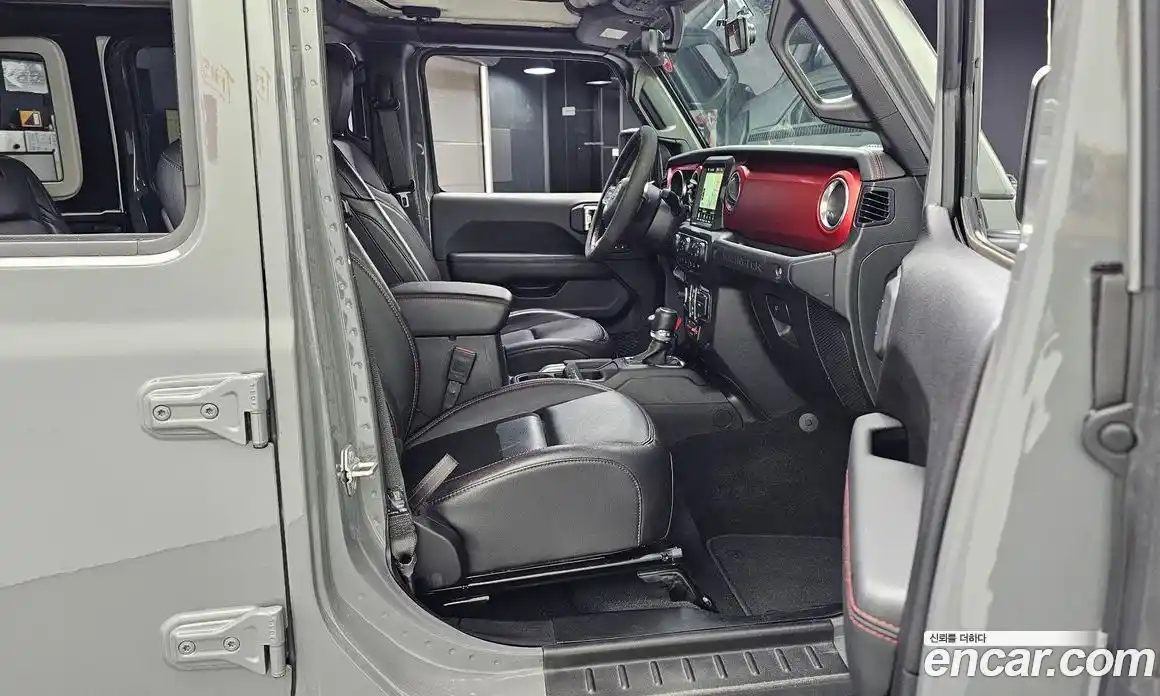 Jeep Wrangler 2019 2.0 автомат (гидро), фото 11