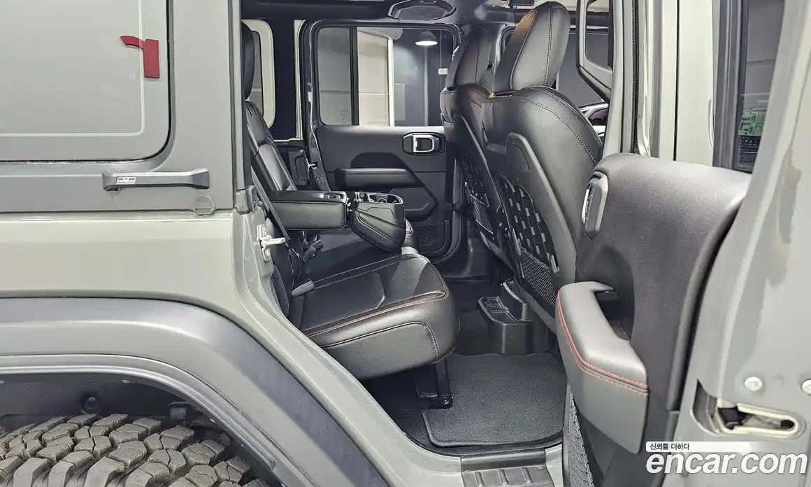 Jeep Wrangler 2019 2.0 автомат (гидро), фото 12