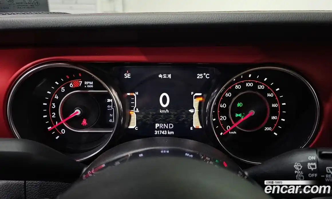 Jeep Wrangler 2019 2.0 автомат (гидро), фото 8