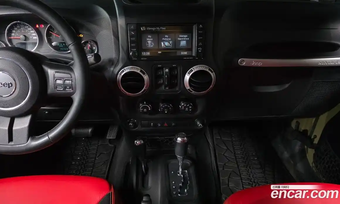 Jeep Wrangler 2013 2.8 автомат (гидро), фото 14