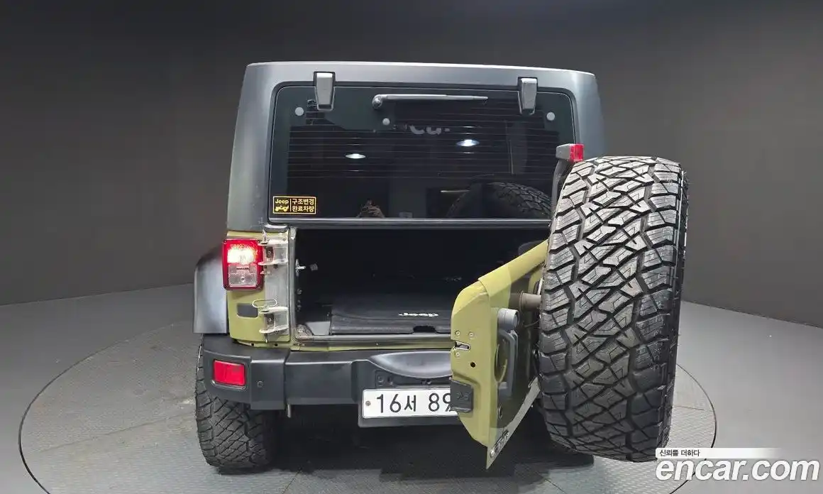 Jeep Wrangler 2013 2.8 автомат (гидро), фото 19