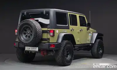 Jeep Wrangler 2013 2.8 автомат (гидро), миниатюра 2