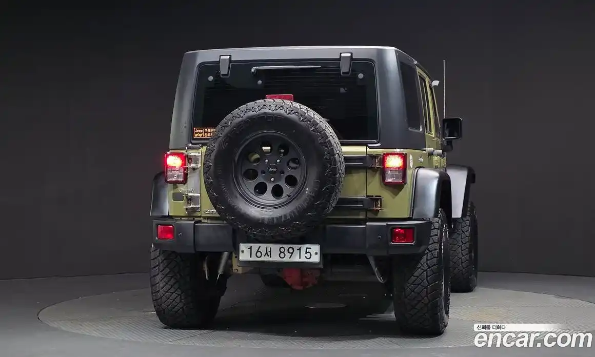 Jeep Wrangler 2013 2.8 автомат (гидро), фото 4