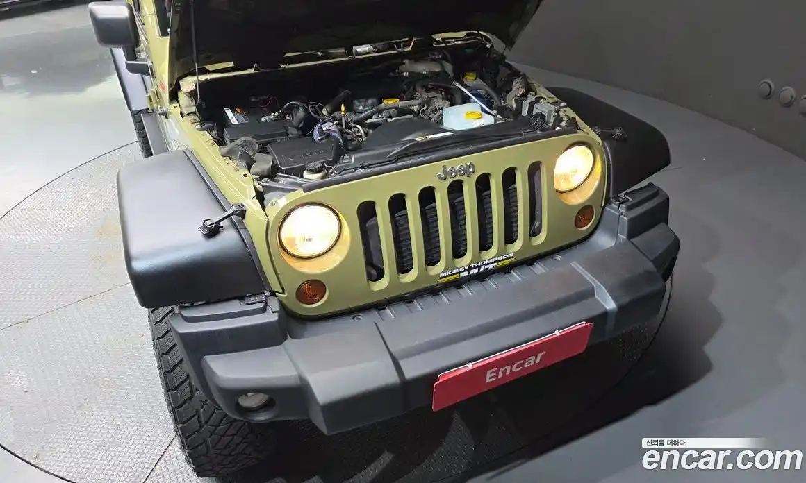 Jeep Wrangler 2013 2.8 автомат (гидро), фото 6