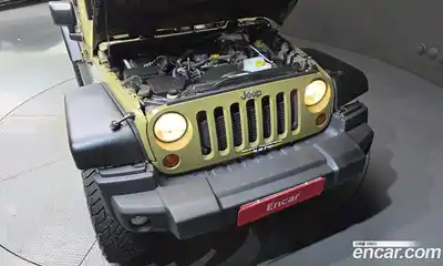 Jeep Wrangler 2013 2.8 автомат (гидро), миниатюра 6