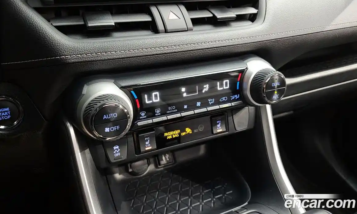 Toyota RAV4 2019 2.5 автомат (гидро), фото 17 Toyota RAV4 2019 2.5 автомат (гидро), фото 17