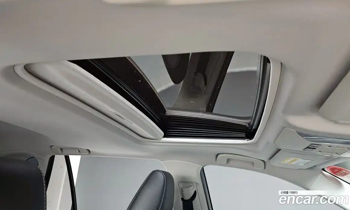Toyota RAV4 2019 2.5 автомат (гидро), фото 19 Toyota RAV4 2019 2.5 автомат (гидро), фото 19