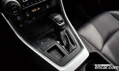Toyota RAV4 2019 2.5 автомат (гидро), миниатюра 9 Toyota RAV4 2019 2.5 автомат (гидро), миниатюра 9