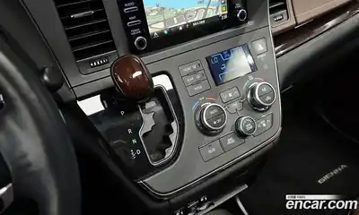 Toyota Sienna 2018 3.5 автомат (гидро), миниатюра 12