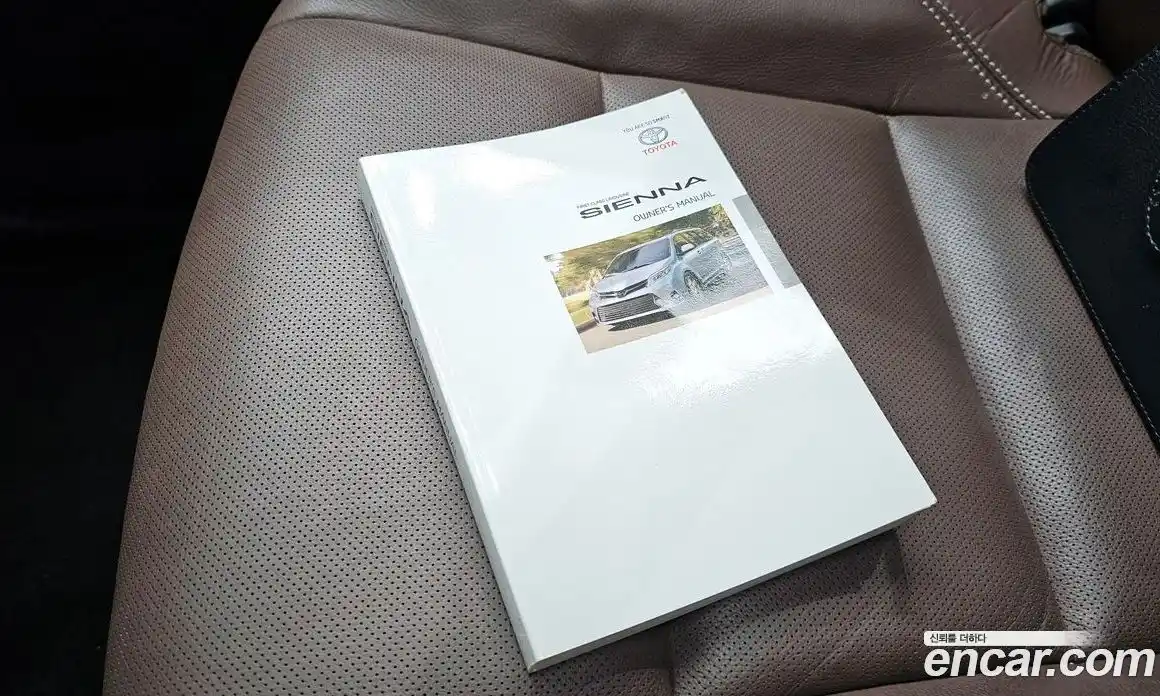 Toyota Sienna 2018 3.5 автомат (гидро), фото 30 Toyota Sienna 2018 3.5 автомат (гидро), фото 30